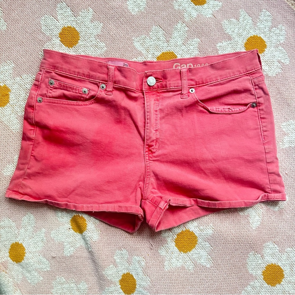 Gap slim fit shorts